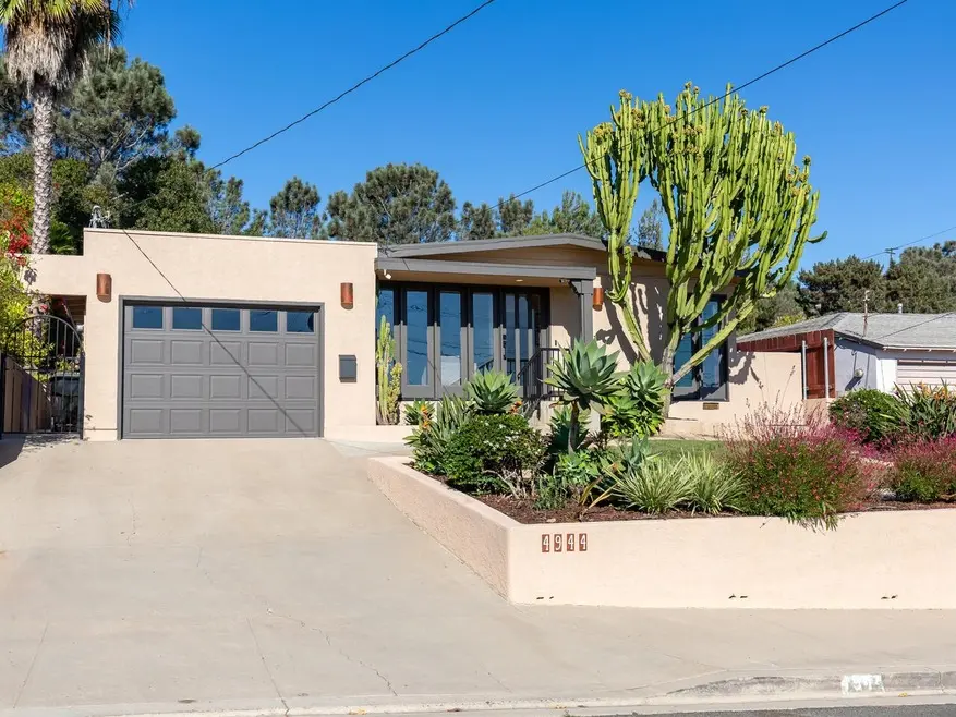 Lillian exterior