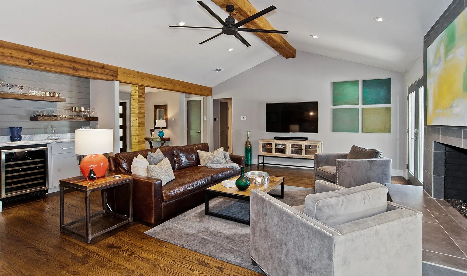 Mill Run Road living room